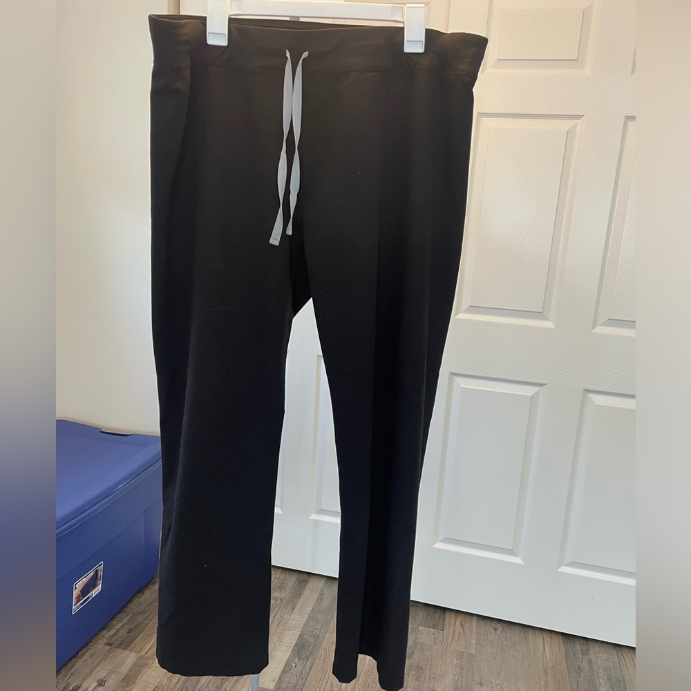 Figs Livingston scrub pants